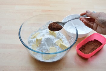 Mouka, cukr a máslo