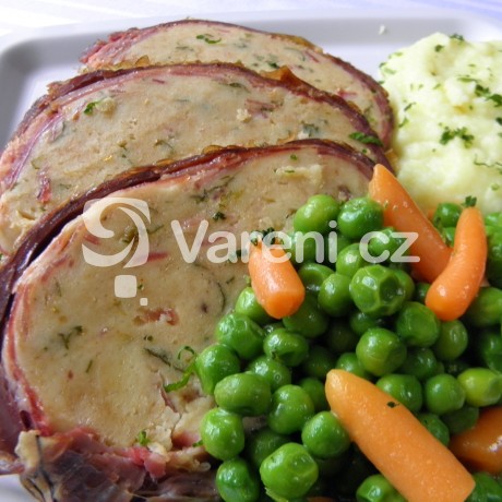 Telecí roláda s nádivkou