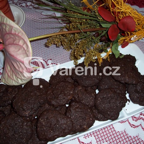 Čokoládové sušenky s kousky čokolády