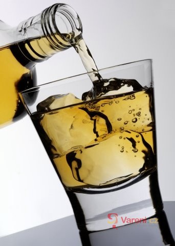 Alkohol brzdí účinky diety: Jaké množství je ještě v pořádku? 