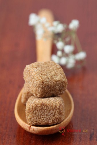 Cukr - pestrý výběr k pečení cukroví