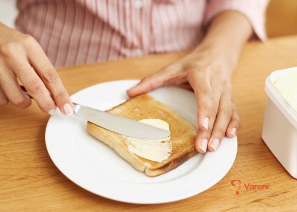 Češi nesmí prodávat pomazánkové máslo