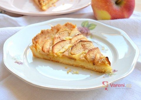 Tip na víkend: Recept na výborný jablečný koláč krok za krokem