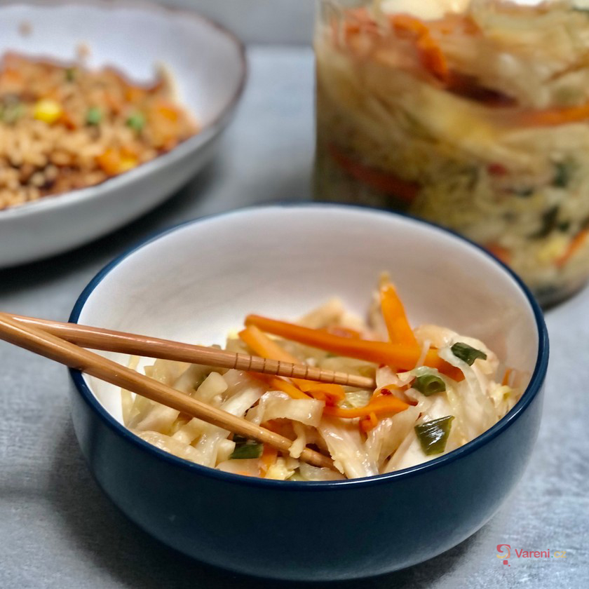 Domácí veganské kimchi krok za krokem