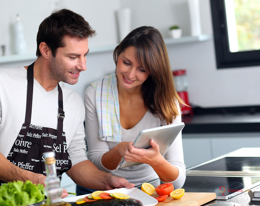 Jak snížit výdaje za elektřinu? Vařte chytře a bez zbytečných úniků tepla