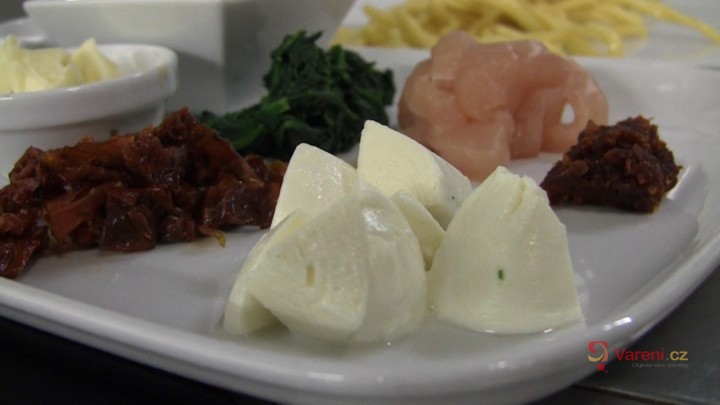 Italské těstoviny strozzapreti v podaní šefkuchaře