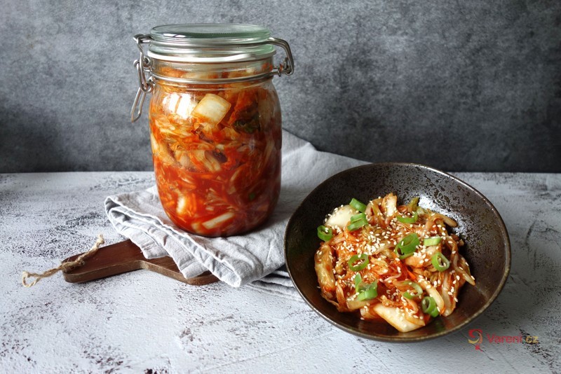 Dopřejte si porci zdraví! Kvašený korejský kimchi salát krok za krokem