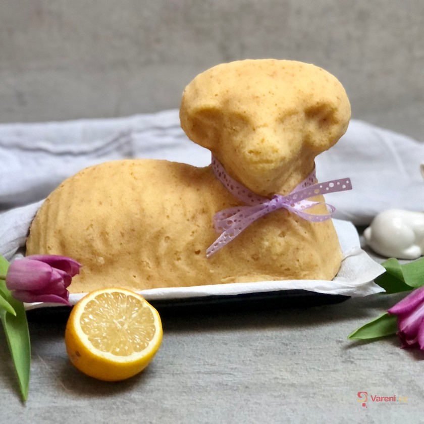 Veganské pečení: Velikonoční citronový beránek krok za krokem