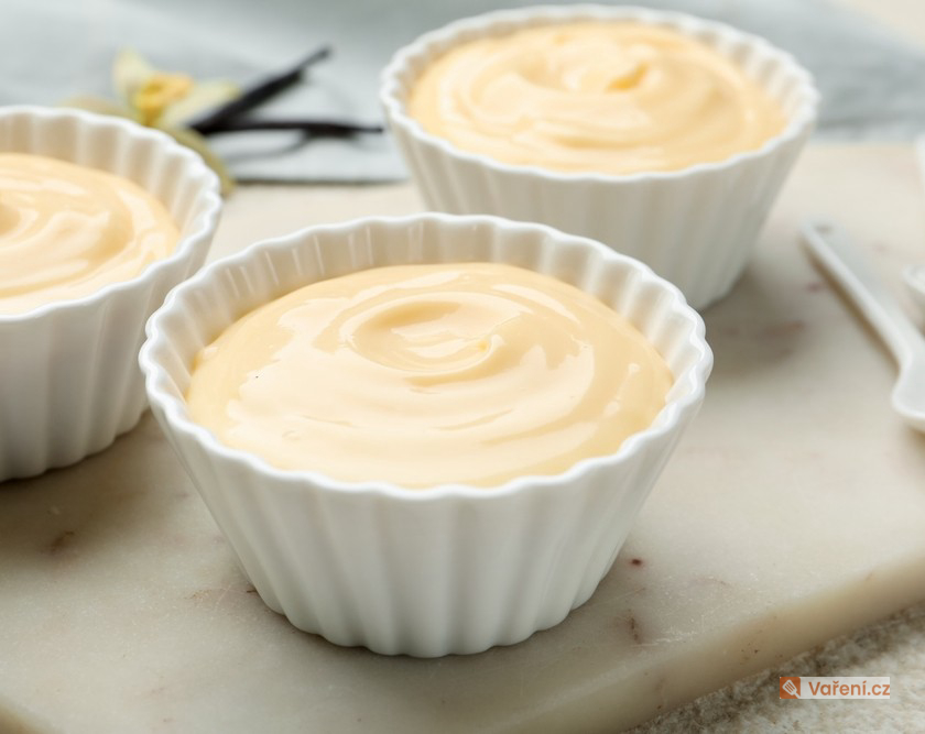 Lepší než pudink: Domácí custard je vanilkový krém, který si zamilujete na první lžičku