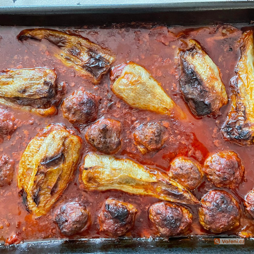 Oblíbené retro: Jak se dělají plněné papriky a proč se do nich přidává rýže?