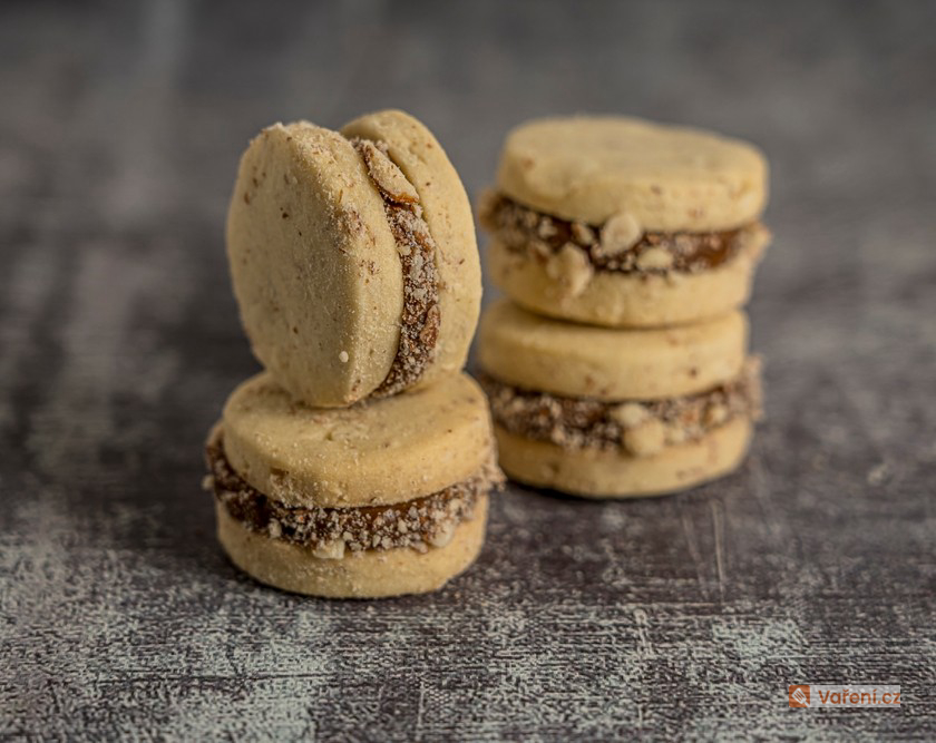 Zdravější vánoční cukroví aneb Jak a co péct bez hromady cukru, bílé mouky nebo bez tuku