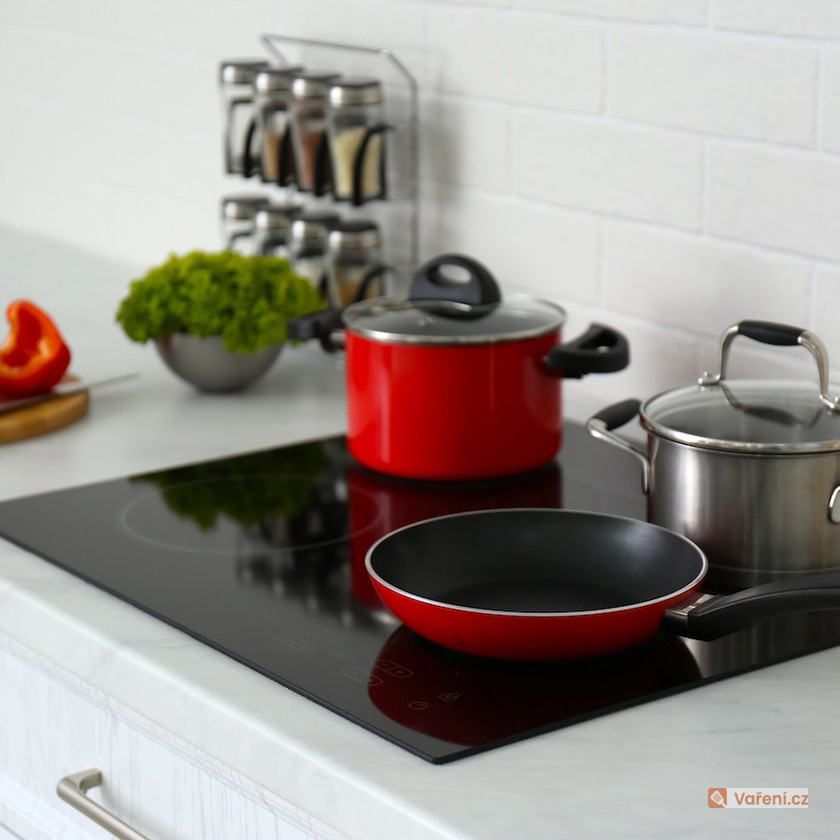 Jak poznat, které nádobí je vhodné pro indukci a které pro sklokeramickou desku?