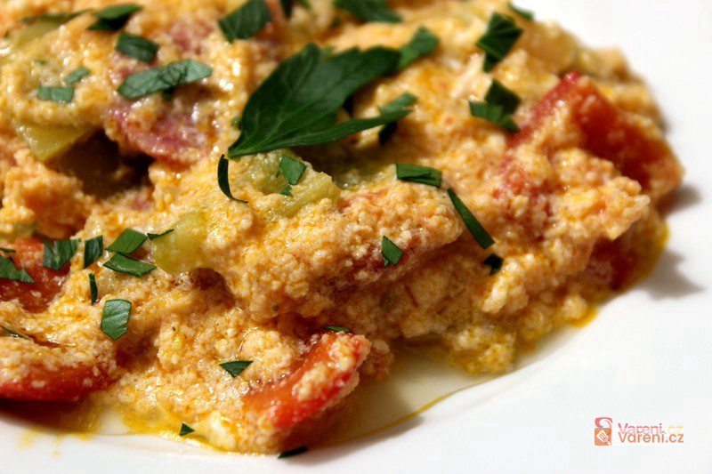 Lečo jako od maďarské babičky: Není jediný správný recept. Zkuste ho s klobásou, cuketou i bez vajec