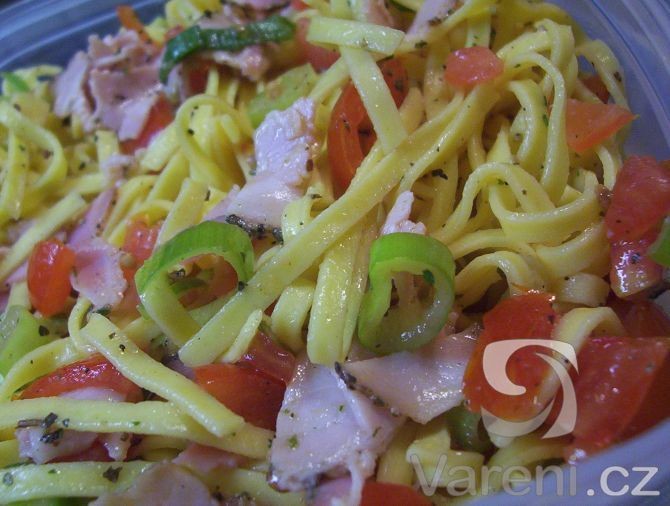 Kuchařka Poldova - Salát, těstoviny 3