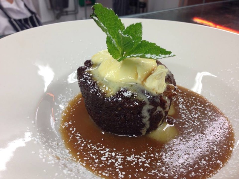 Kuchařka Moučníky - dezerty