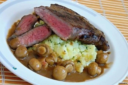 Kuchařka Hlavní chod