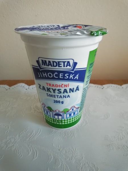 Kuchařka smetana zakysaná