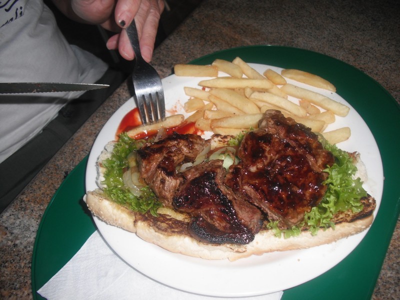 Kuchařka Krátké a Dobré Recepty: Kuchařka s Houby, Palačinky, Medem a Více