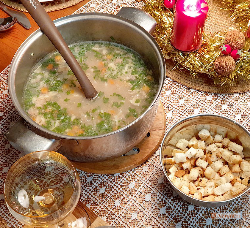 Vločková polévka s brambory