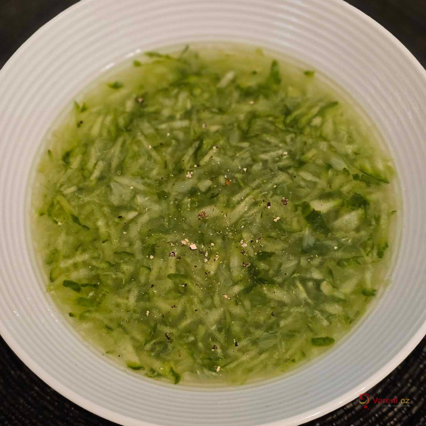 Okurkový salát - fotografie 2