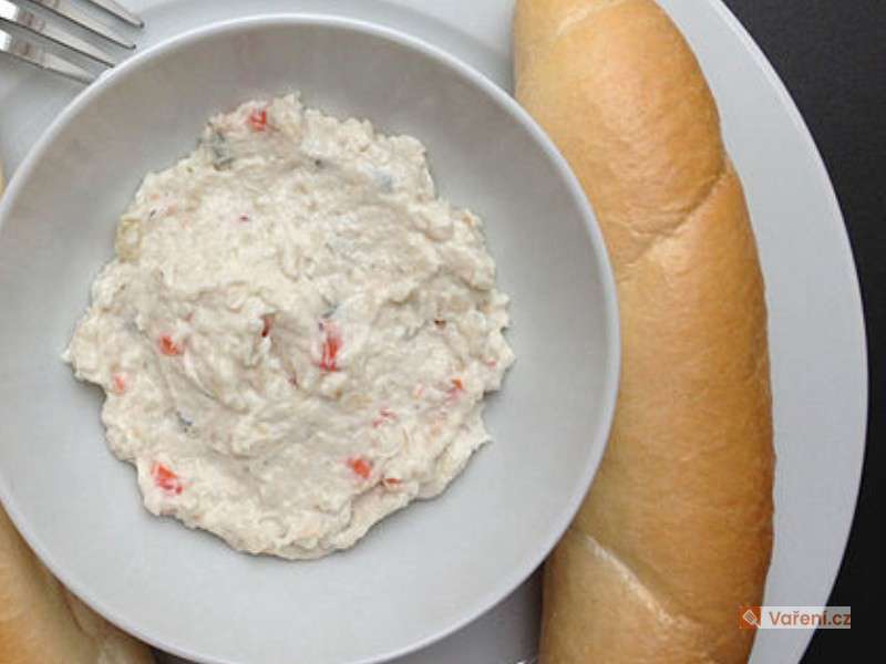 Rybí salát z čerstvého kapra