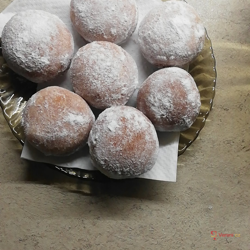 Dobré domácí koblihy - fotografie 2