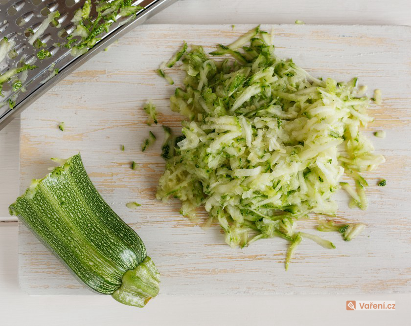 Cuketová pomazánka s parmazánem