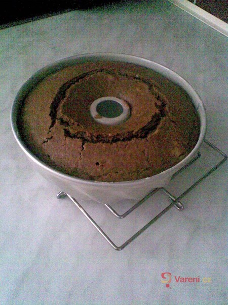 Ořechovo-kakaová bábovka - fotografie 2