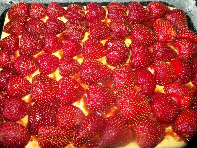 Rychlý jahodový zákusek - fotografie 4