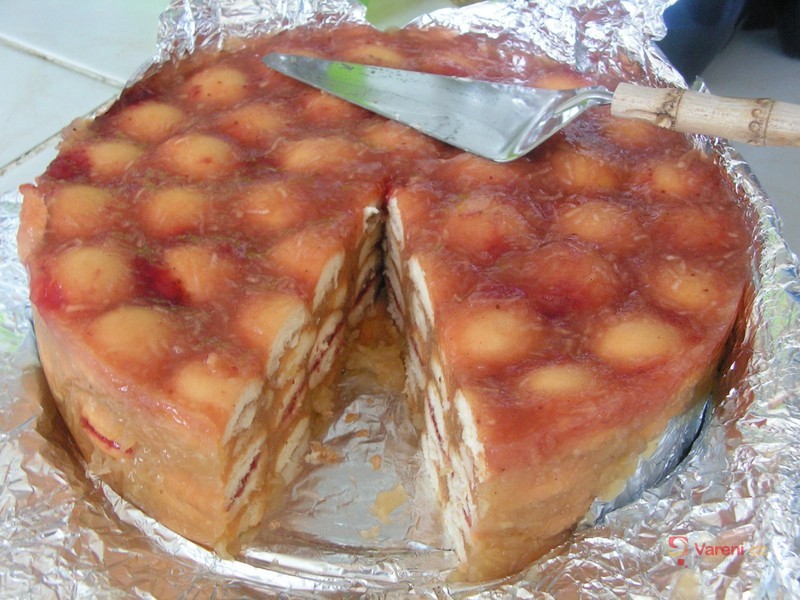 Nepečený jablečný dort - fotografie 5