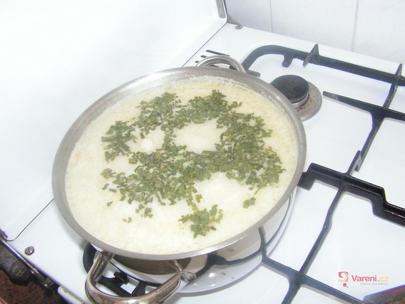 Květáková polévka s brambory - fotografie 2