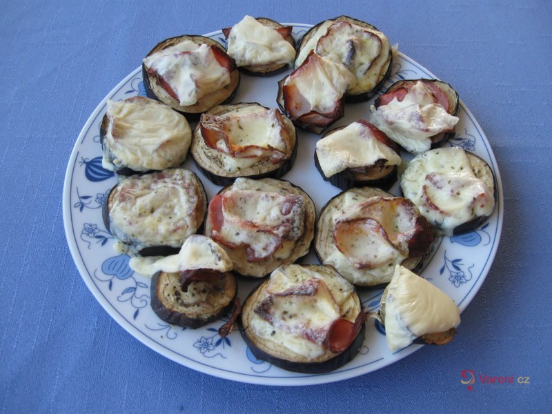 Jednoduchá chuťovka z lilku - fotografie 2