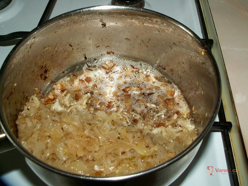 Těstoviny se zelím a anglickou slaninou - fotografie 2