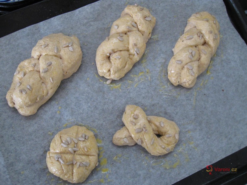 Celozrnné pletýnky se smetanou - fotografie 4