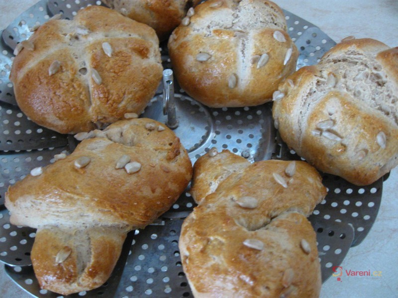 Celozrnné pletýnky se smetanou - fotografie 5