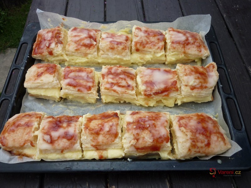 Žloutkové řezy s polevou - fotografie 2