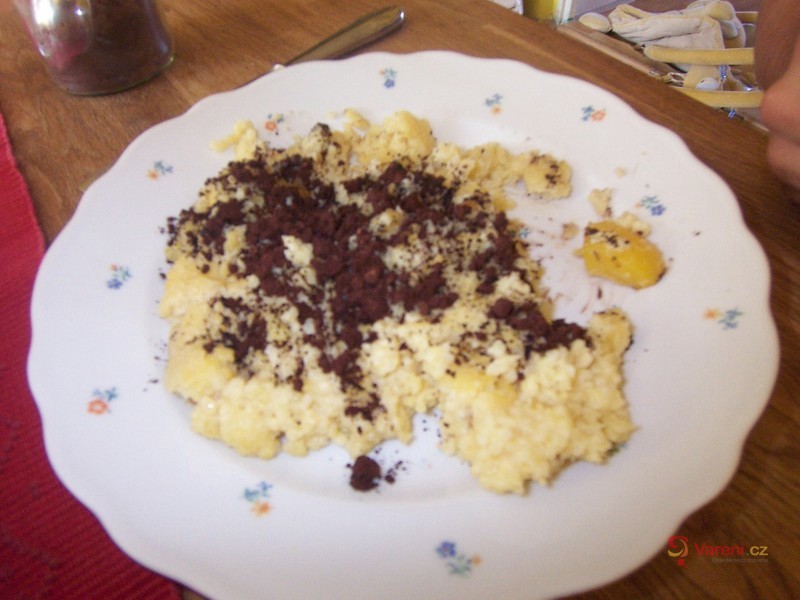 Jahelník se švestkami - fotografie 4