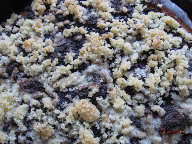 Makové řezy se švestkami - fotografie 2