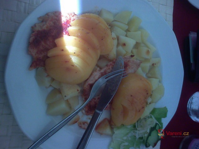 Kuřecí prsní řízky po maďarsku - fotografie 2