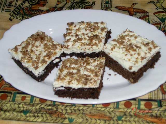 Pudinkové řezy s tvarohem - fotografie 3