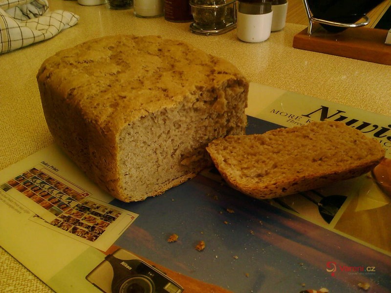 Chléb z žitné mouky - fotografie 2