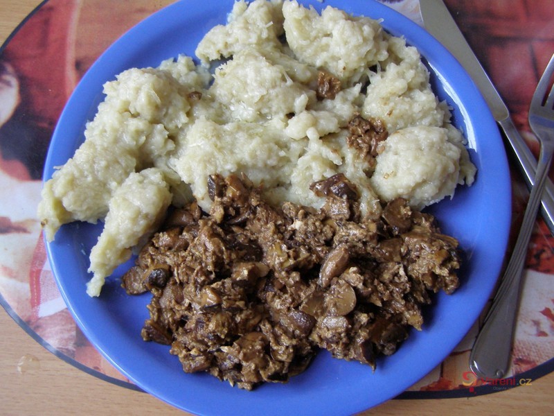 Houbová smaženice na másle - fotografie 4