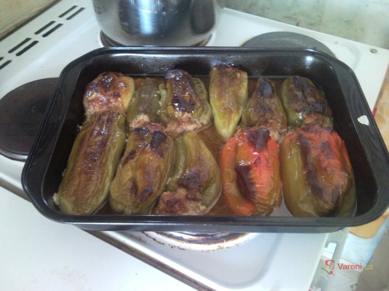 Plněné papriky v rajské omáčce - fotografie 5