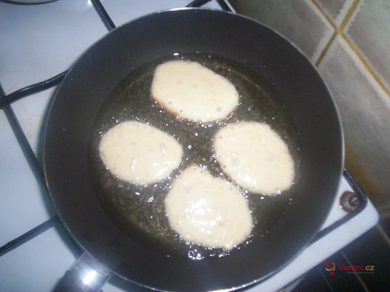 Banánové koblížky - fotografie 4