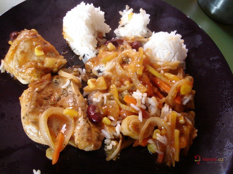 Provensálské kuřecí plátky na zelenině - fotografie 2