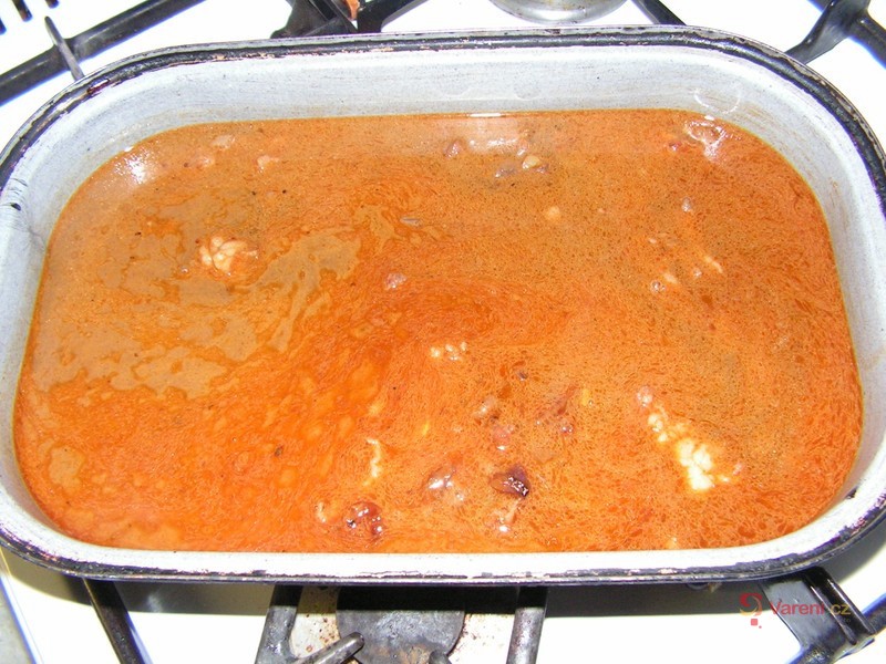 Hovězí guláš od naší babičky - fotografie 4