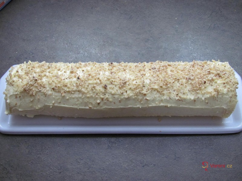 Piškotová roláda s vanilkovým krémem - fotografie 2