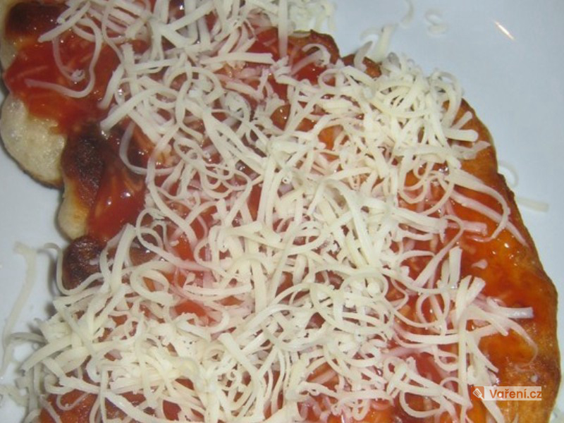 Langoše z jogurtového těsta