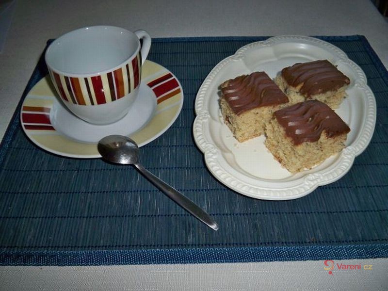 Jablečné řezy s čokoládou - fotografie 2