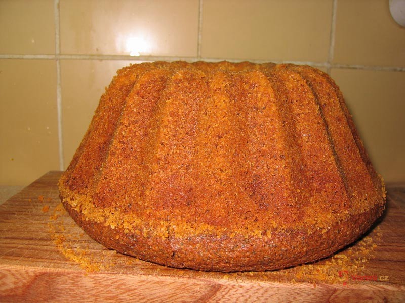 Tvarohová bábovka s mákem - fotografie 4